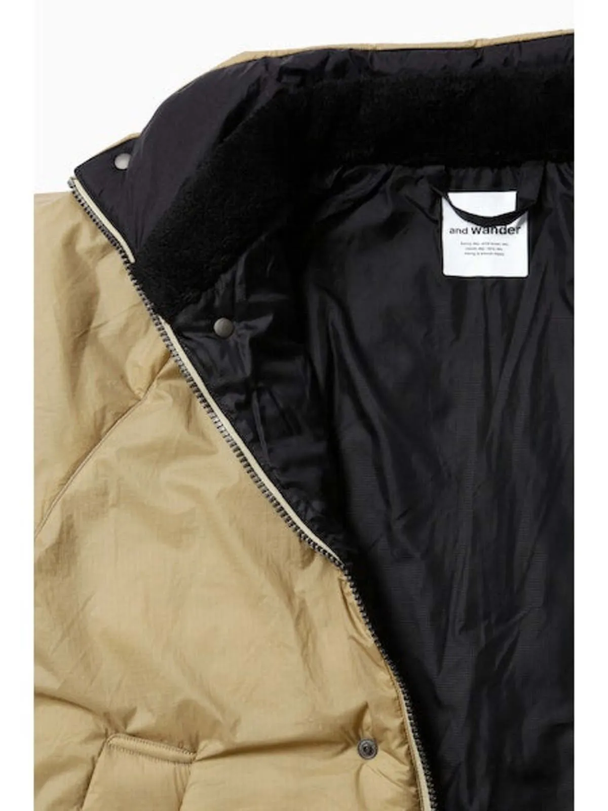 And Wander Primaloft Rip Coat - Beige