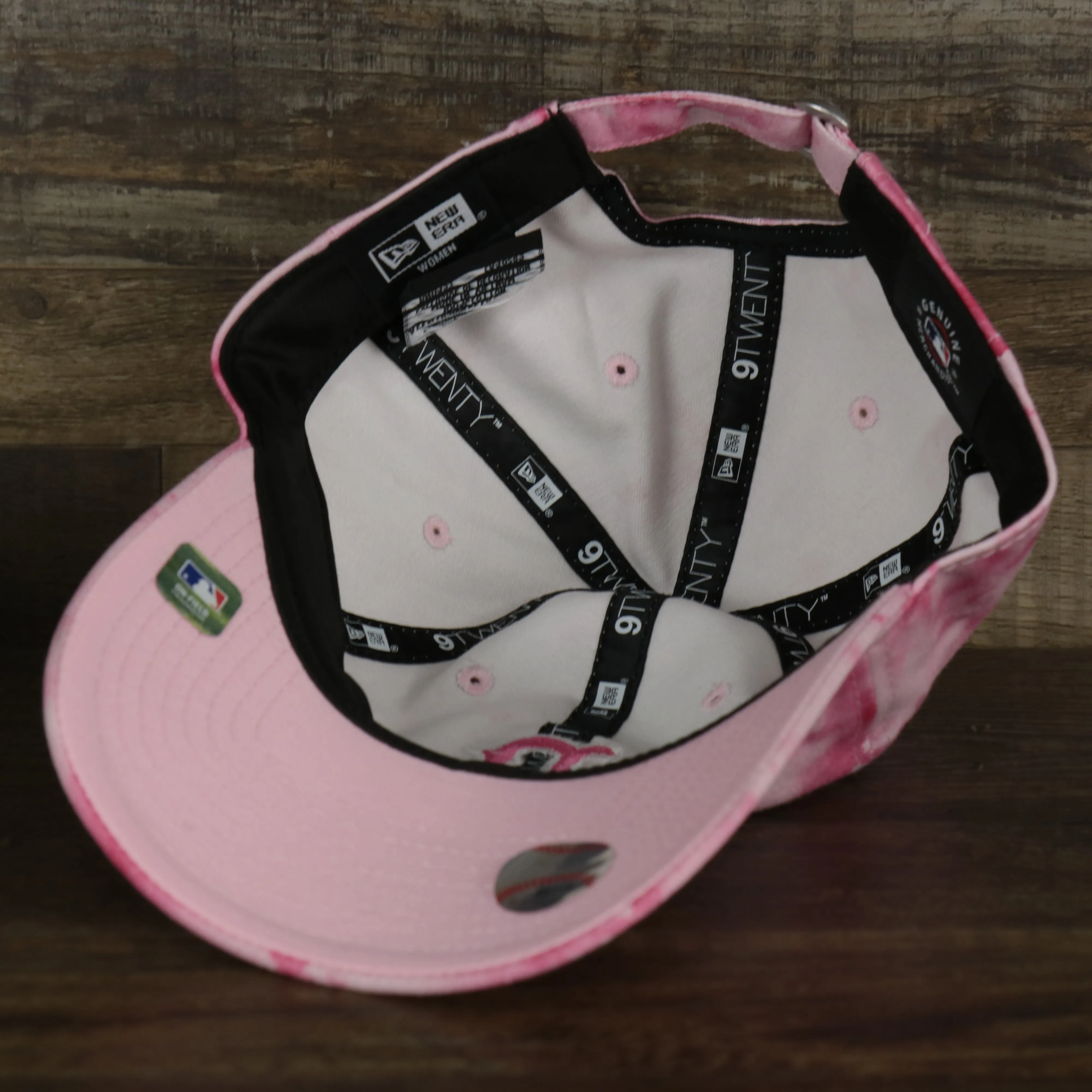 Boston Red Sox 2022 Mother’s Day On-Field 9Twenty Women’s Dad Hat | Pink Tie Dye