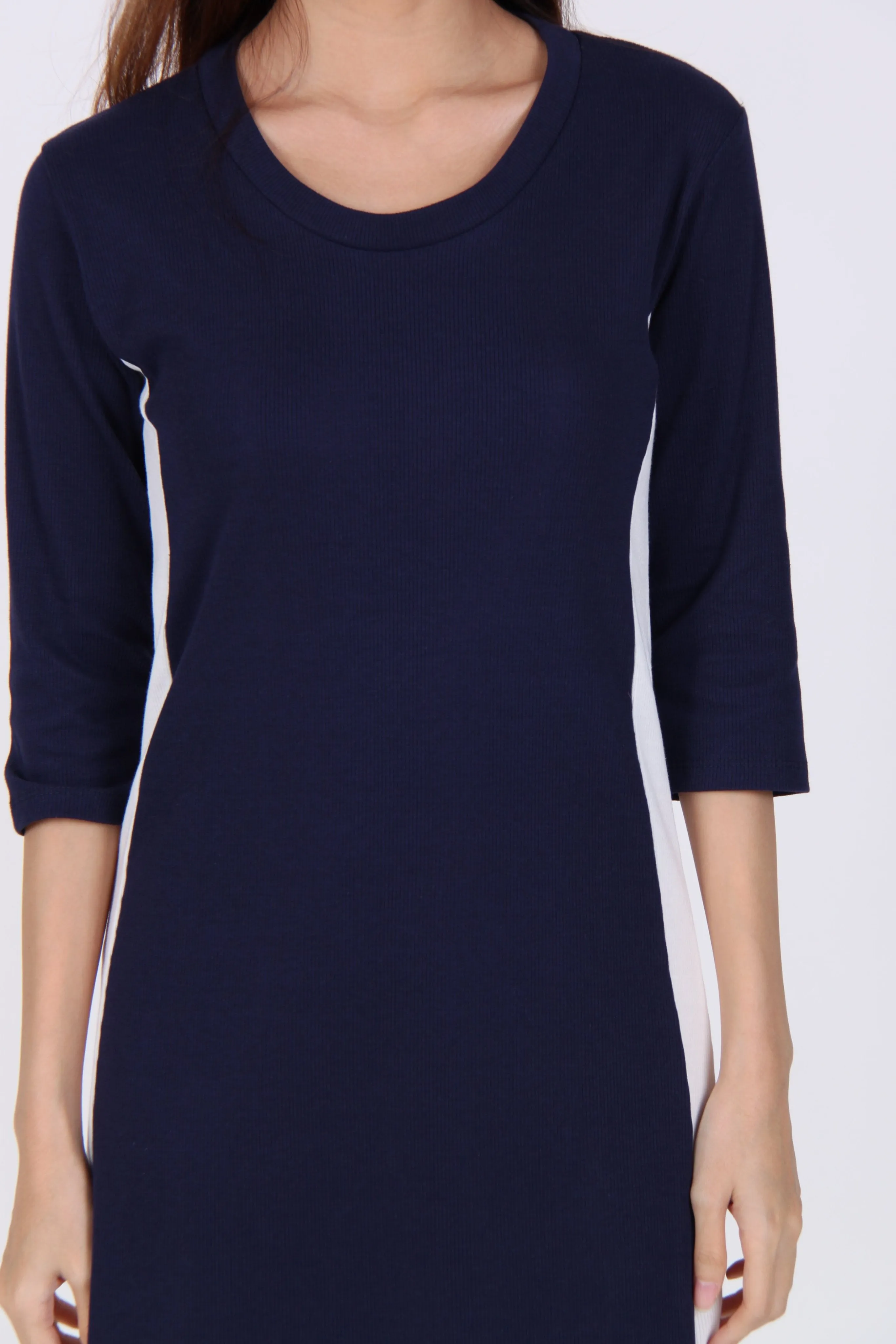 Contrast Quarter Sleeve Side Slit Midi Dress in Navy Blue