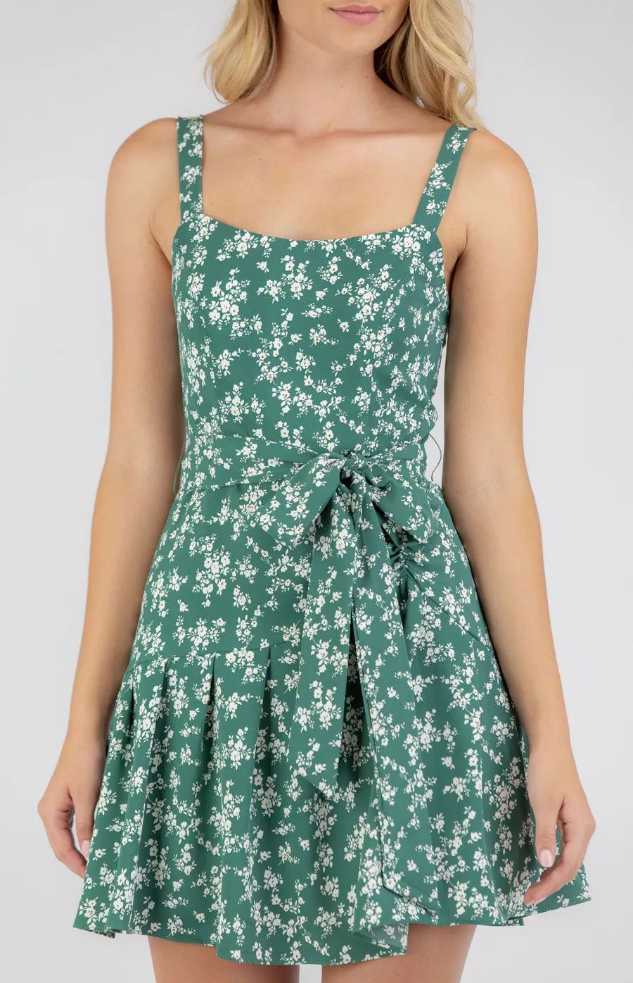 Floral Scoop Neckline Dress with Tie Waist (SDR772B)