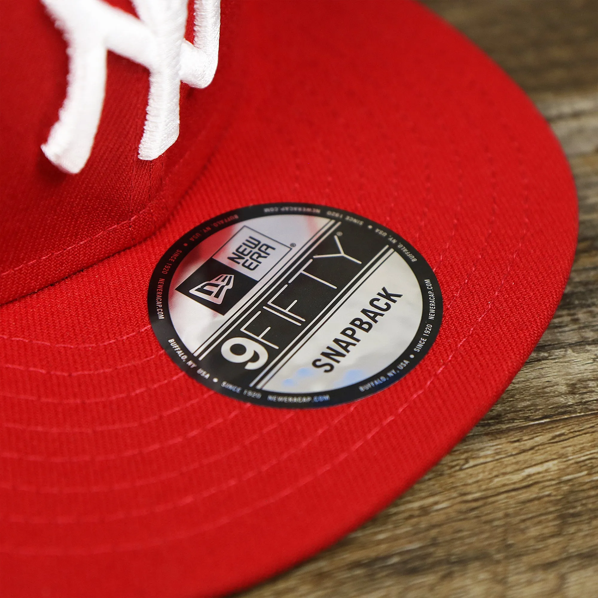 New York Yankees Red Colorway 9Fifty Snapback Hat