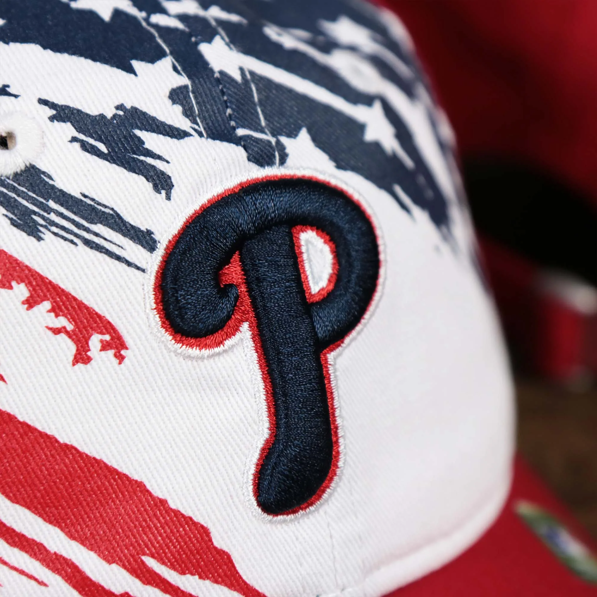 Youth Philadelphia Phillies 2022 4th of July Stars And Stripes 9Twenty Dad Hat | Red 9Twenty